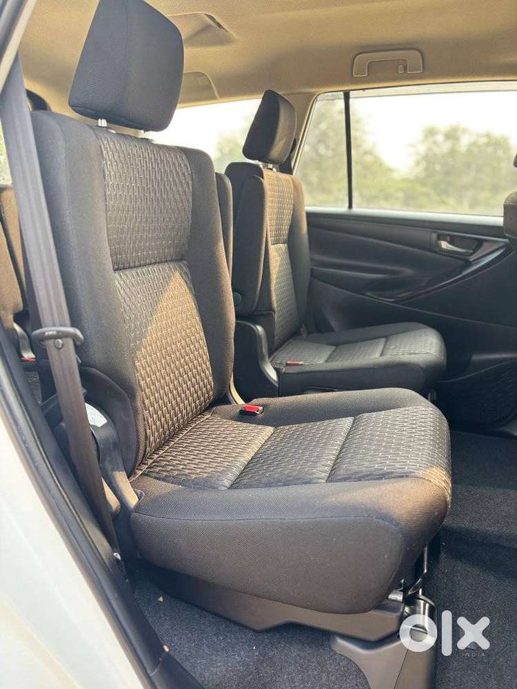 Toyota Innova Crysta