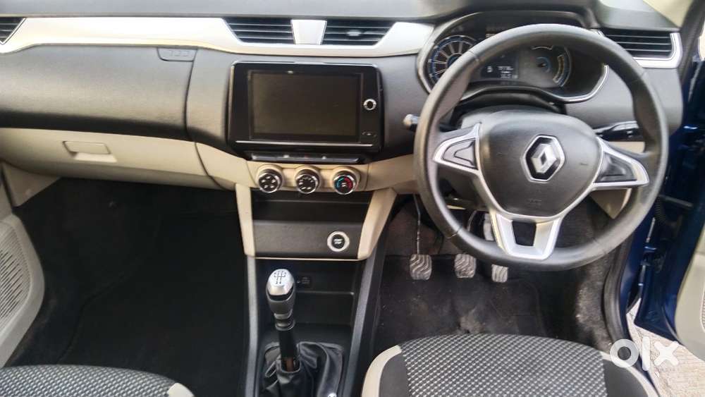 Renault Triber Rxz, 2020, Petrol