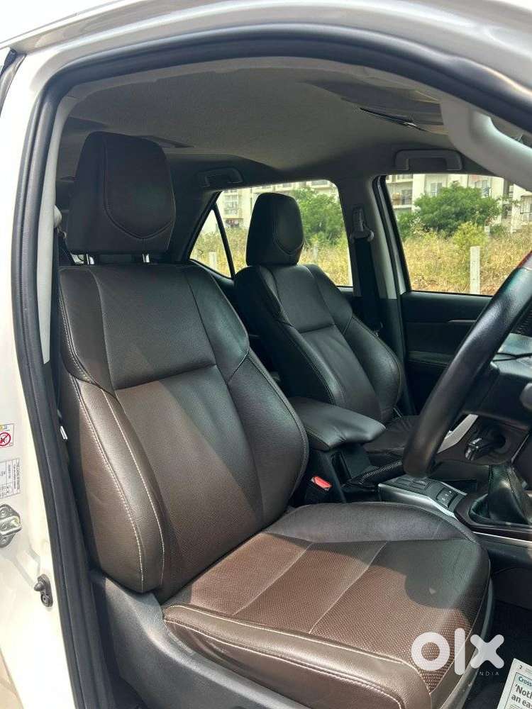 Toyota Fortuner 4x4 Manual Limited Edition, 2019, Diesel