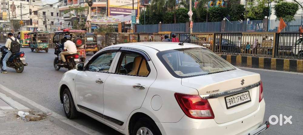 Maruti Suzuki Dzire 1.2 Vxi, 2022, Petrol