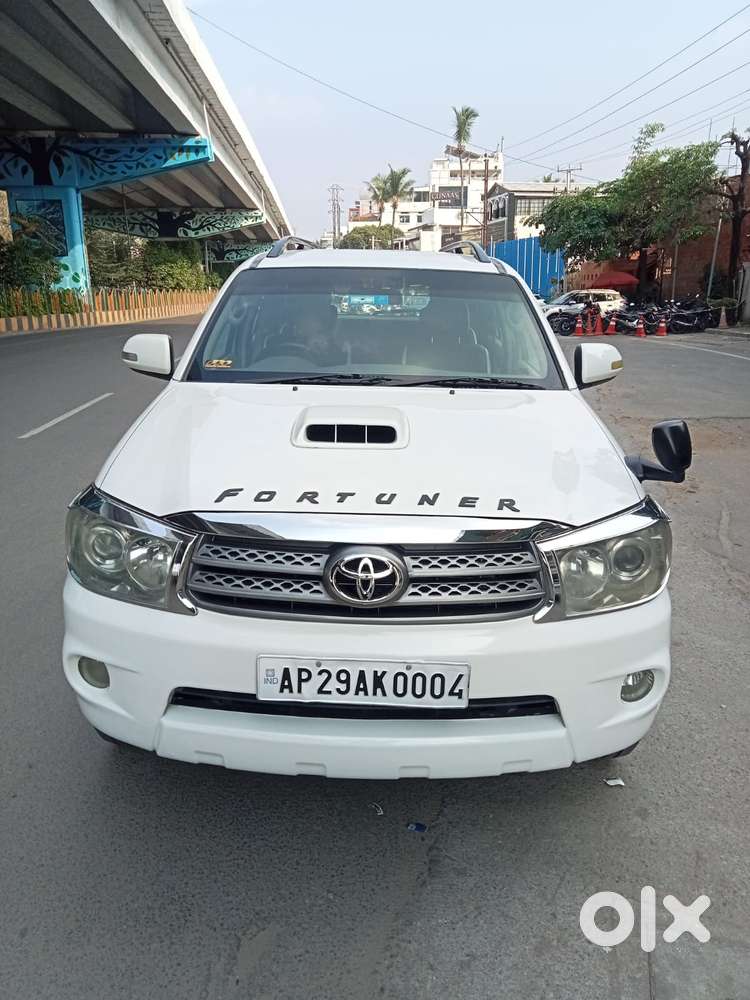Toyota Fortuner 3.0 4x4 Manual, 2009, Diesel