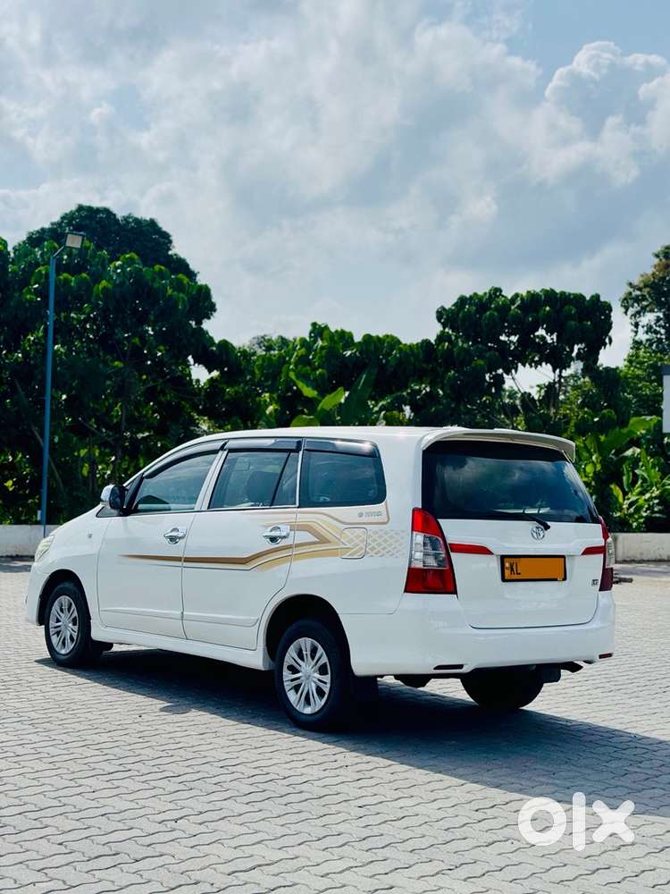 Toyota Innova Diesel 2014 Taxi Permit
