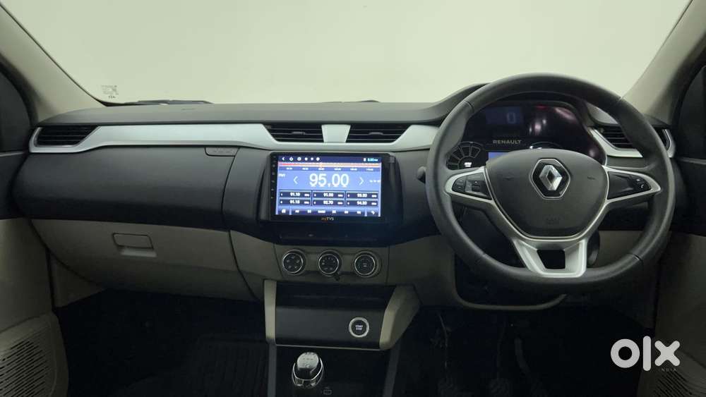 Renault Triber Rxz, 2022, Petrol
