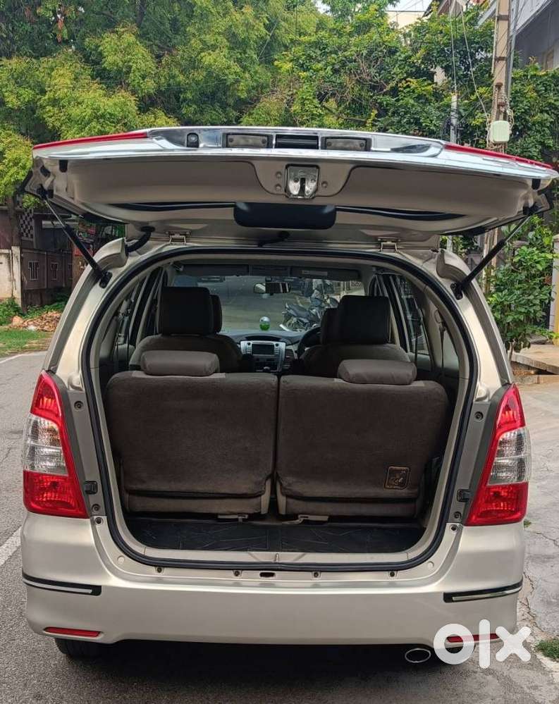 Toyota Innova 2.5 V 7 Str, 2015, Diesel