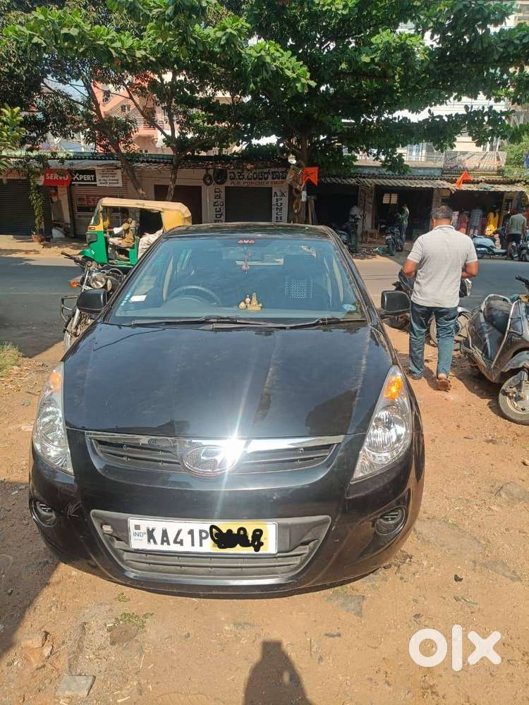 Single-hand Driven Hyundai I20 (2011) - 62k Km, Mint Condition
