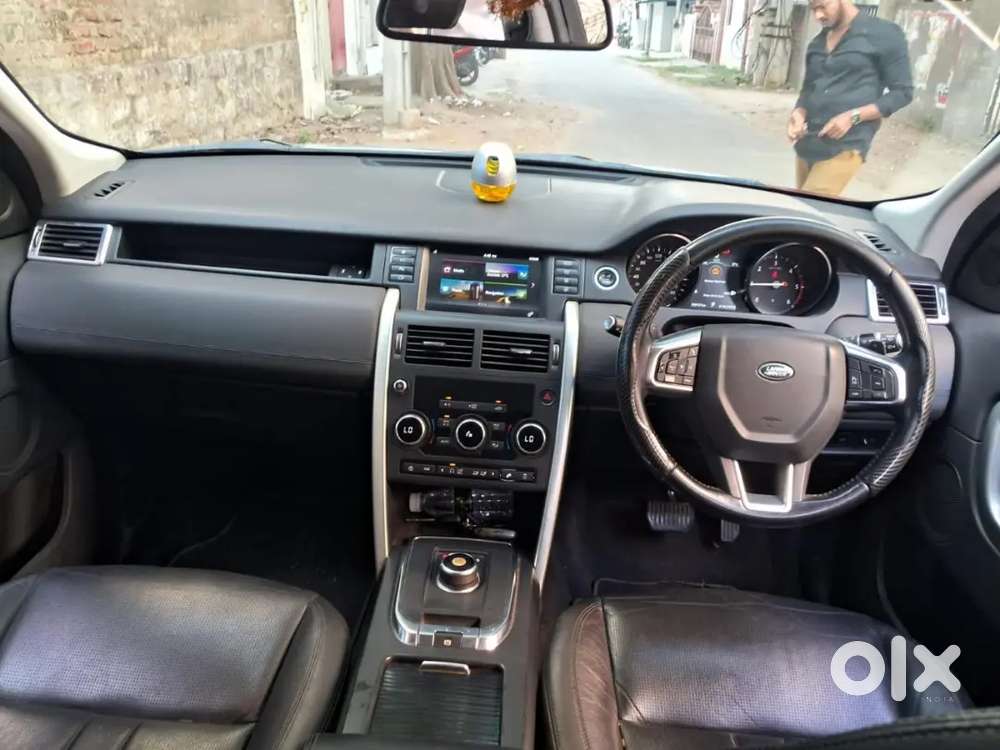Land Rover Discovery Sport 2018
 Diesel 58000 Km Driven