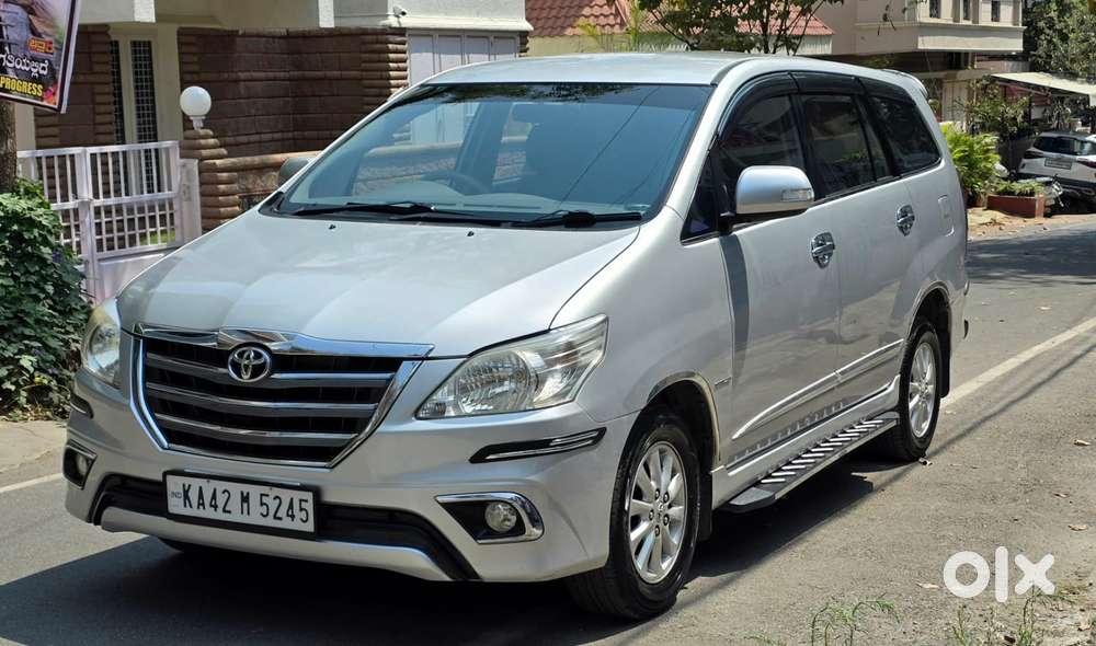 Toyota Innova 2.5 V 8 Str, 2014, Diesel