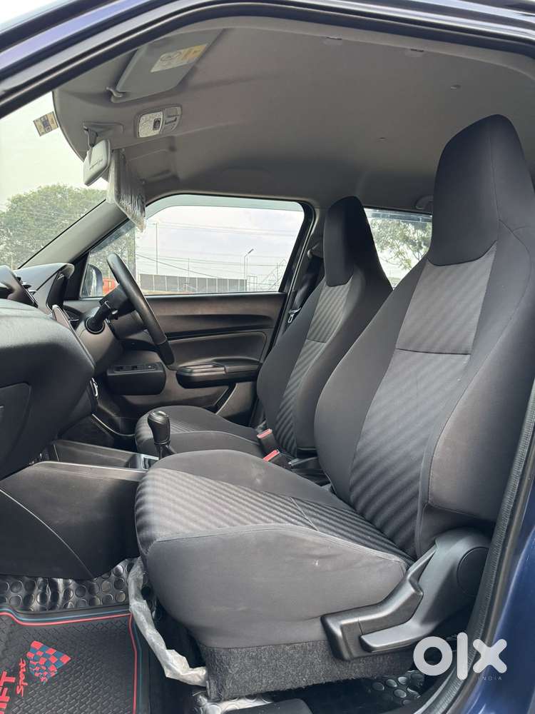 Maruti Suzuki Swift Lxi Option, 2022, Petrol