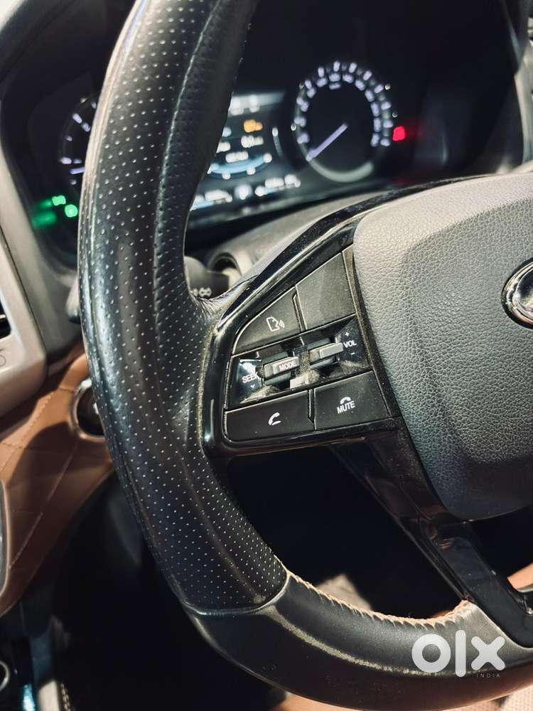 Mahindra Alturas G4 4wd At, 2019, Diesel