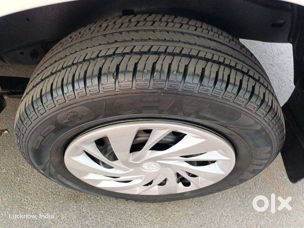 Toyota Innova 2.5 G (diesel) 8 Seater, 2016, Diesel