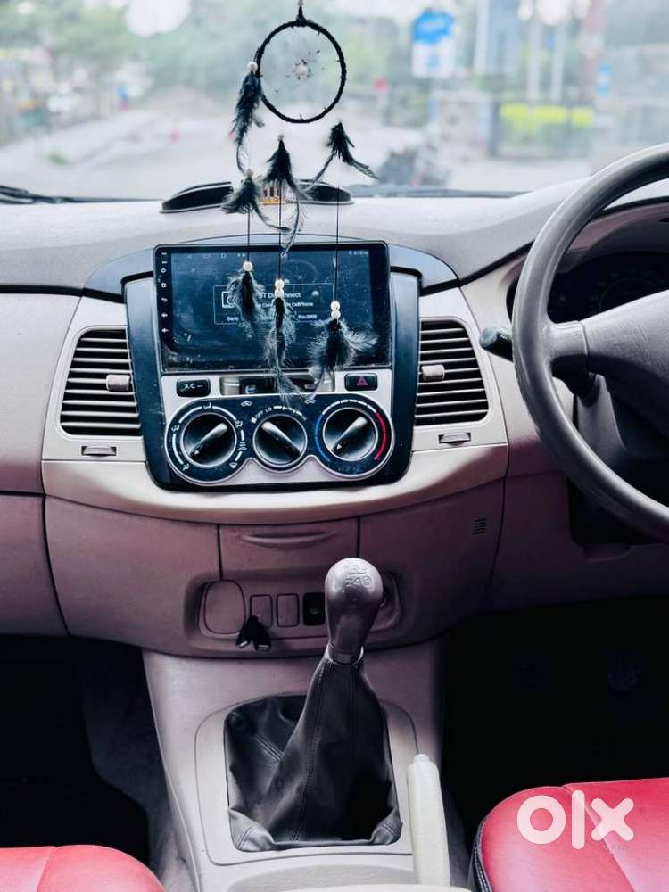 Toyota Innova 2004-2011 2.5 G4 Diesel 8-seater, 2006, Diesel