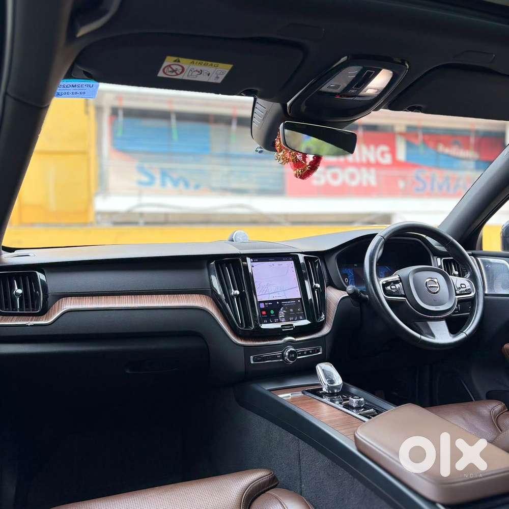 Volvo Xc60 D5 Awd Automatic, 2022, Petrol