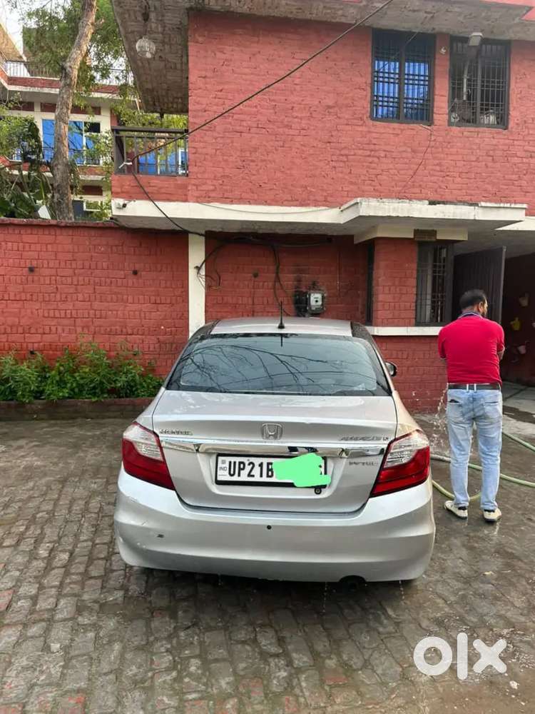 Honda Amaze 2016 Petrol Well Maintained