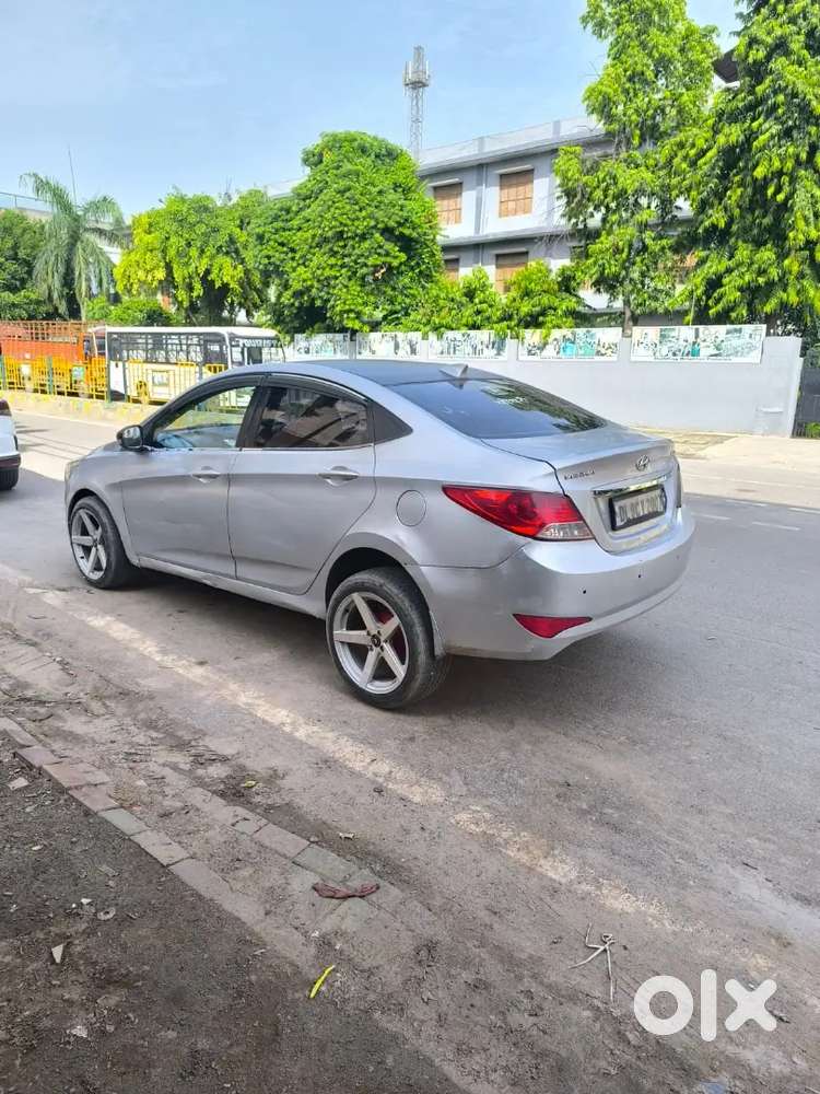 Hyundai Verna Crdi 2016 Top Model Vip Number