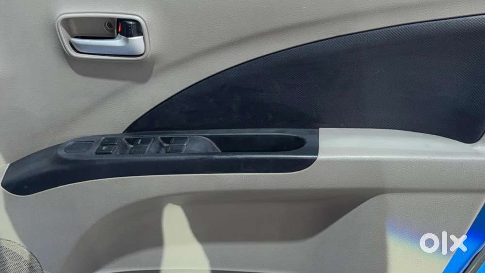 Maruti Suzuki Celerio Vxi At, 2017, Petrol