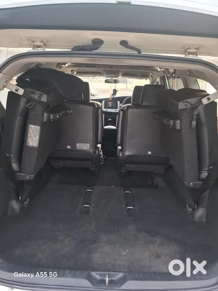 Innova Crysta 2.4 Z
