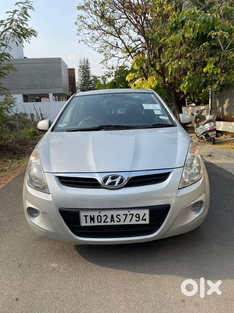 Hyundai I20 2010-2012 1.2 Sportz, 2011, Petrol