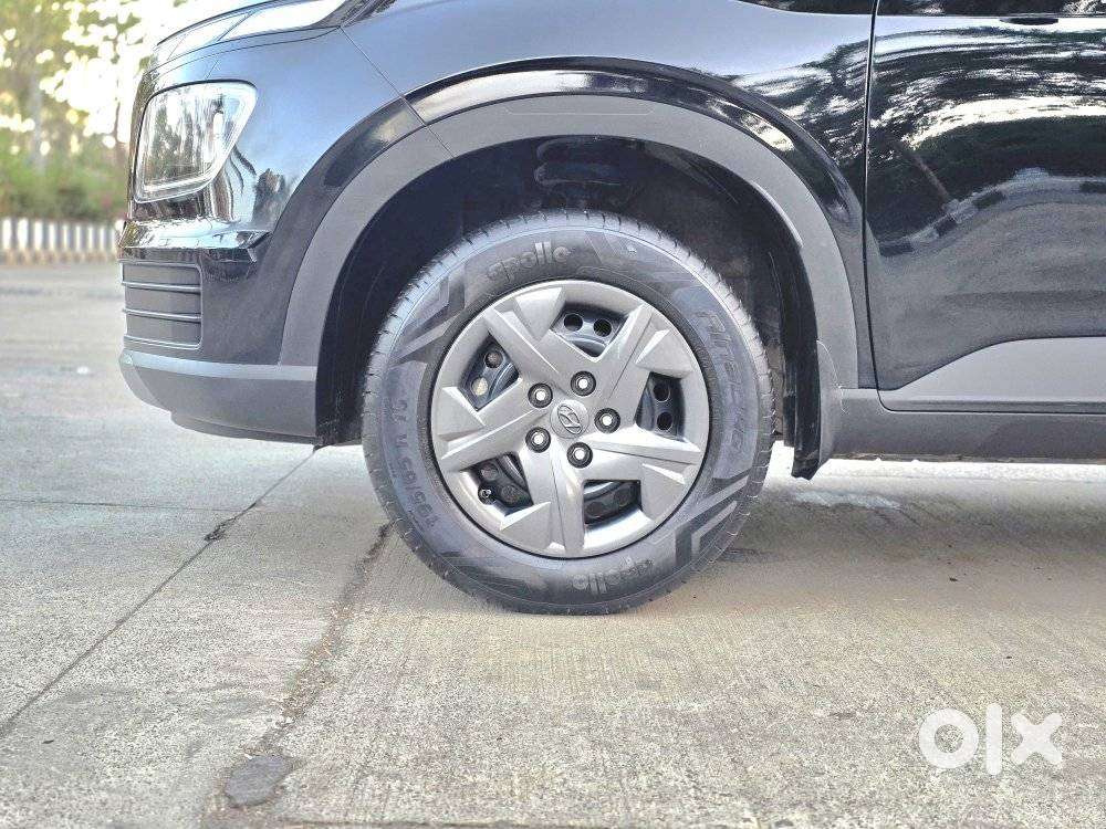 Hyundai Venue 1.2 S (o), 2025, Petrol