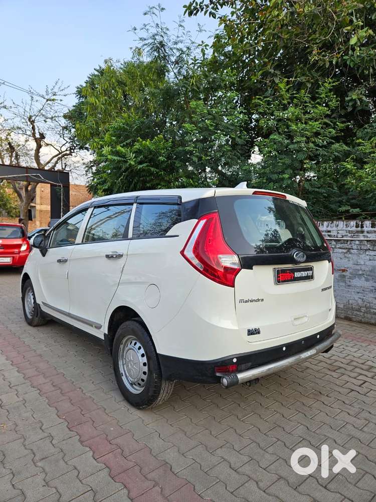 Mahindra Marazzo M2, 2019, Diesel