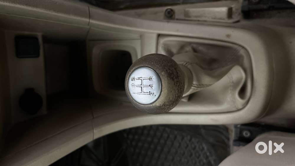 Maruti Suzuki Swift Dzire Vxi 1.2, 2015, Petrol