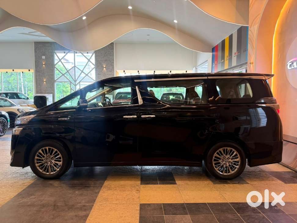 Toyota Vellfire Vip &ndash; Executive Lounge, 2022