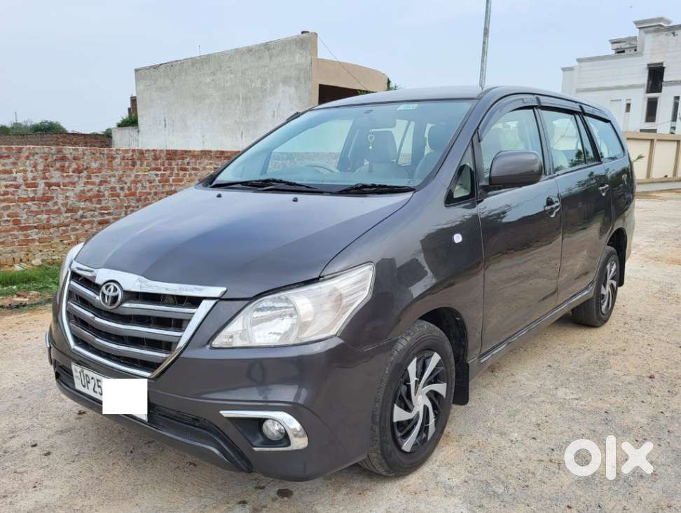Toyota Innova 2.5 G (diesel) 8 Seater, 2015, Diesel
