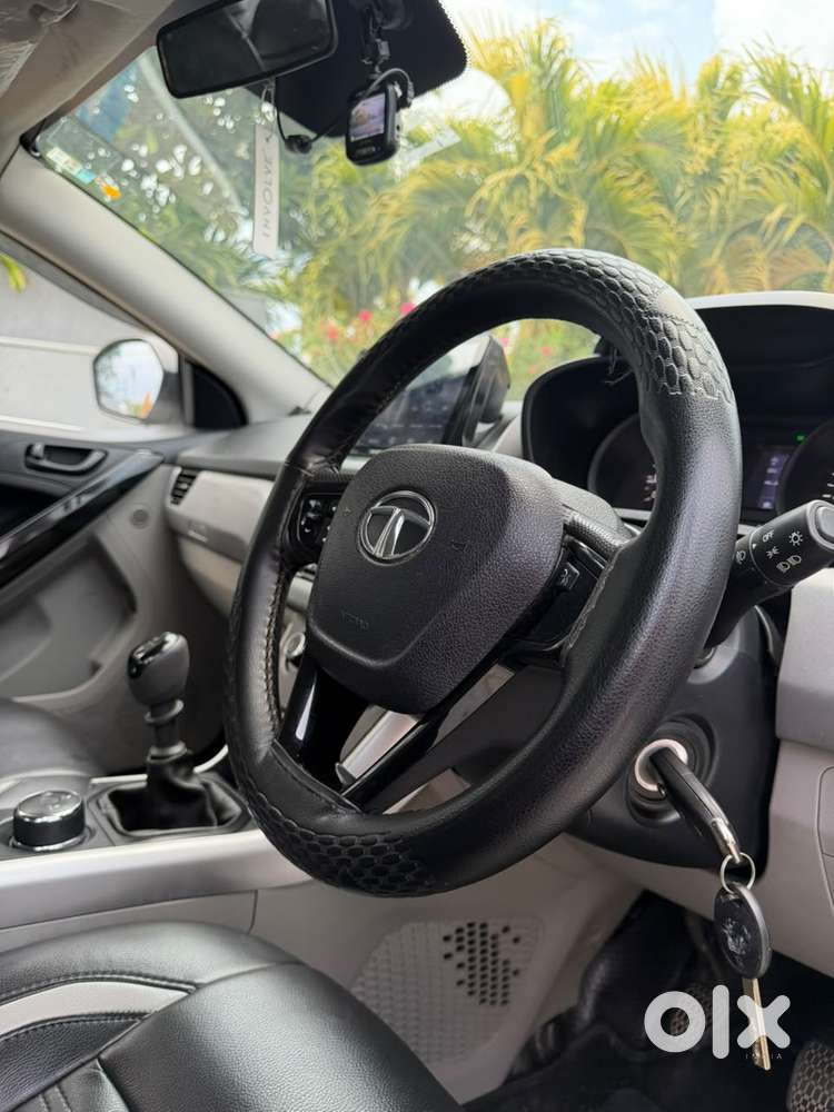 Tata Nexon, 2018, Petrol