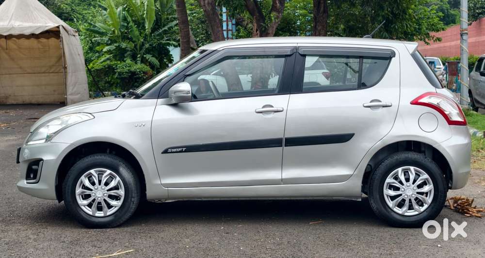 Maruti Suzuki Swift Vxi 1.2 Abs Bs-iv, 2017, Petrol