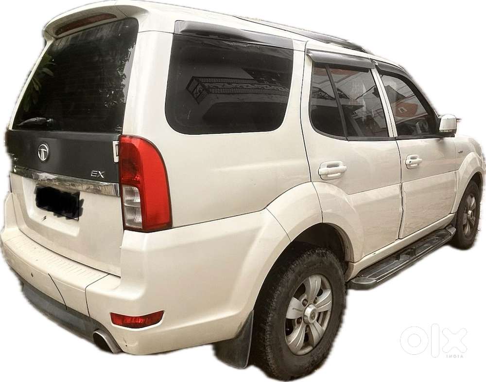 Tata Safari Storme 2015 (heavy Music System - 3amps, Woofers, Speaker)