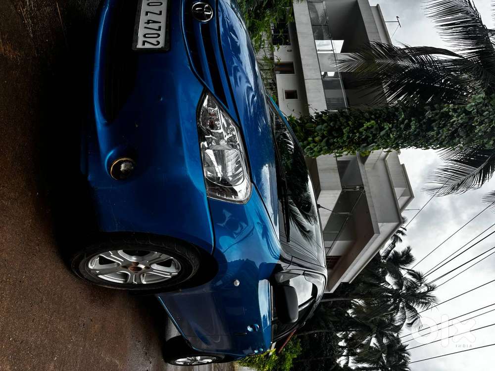 Toyota Etios Liva 2013 Stunning Blue And Black