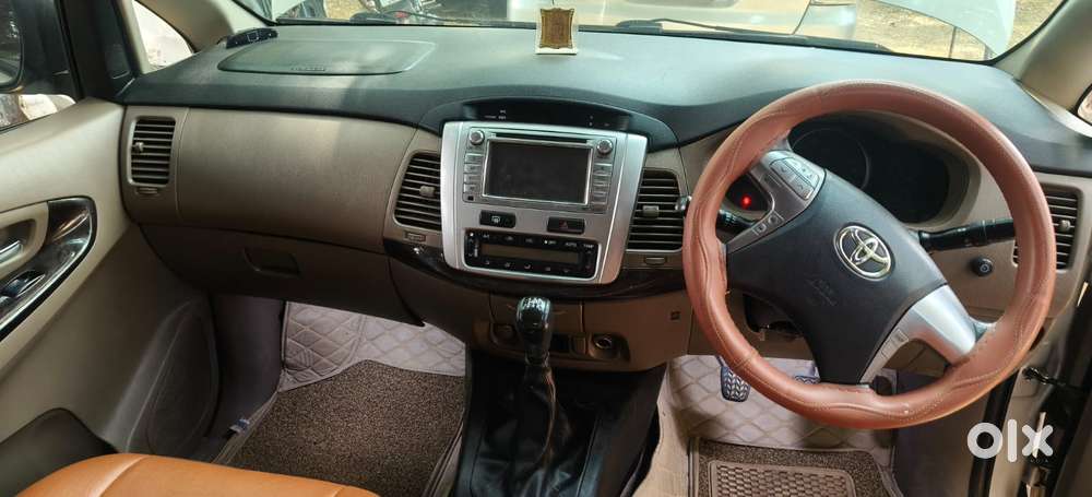 Toyota Innova 2012-2013 2.5 E Diesel Ms 7-seater, 2015, Diesel