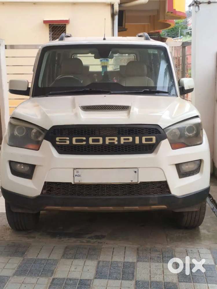 Mahindra Scorpio 2015 Diesel 80000 Km Driven