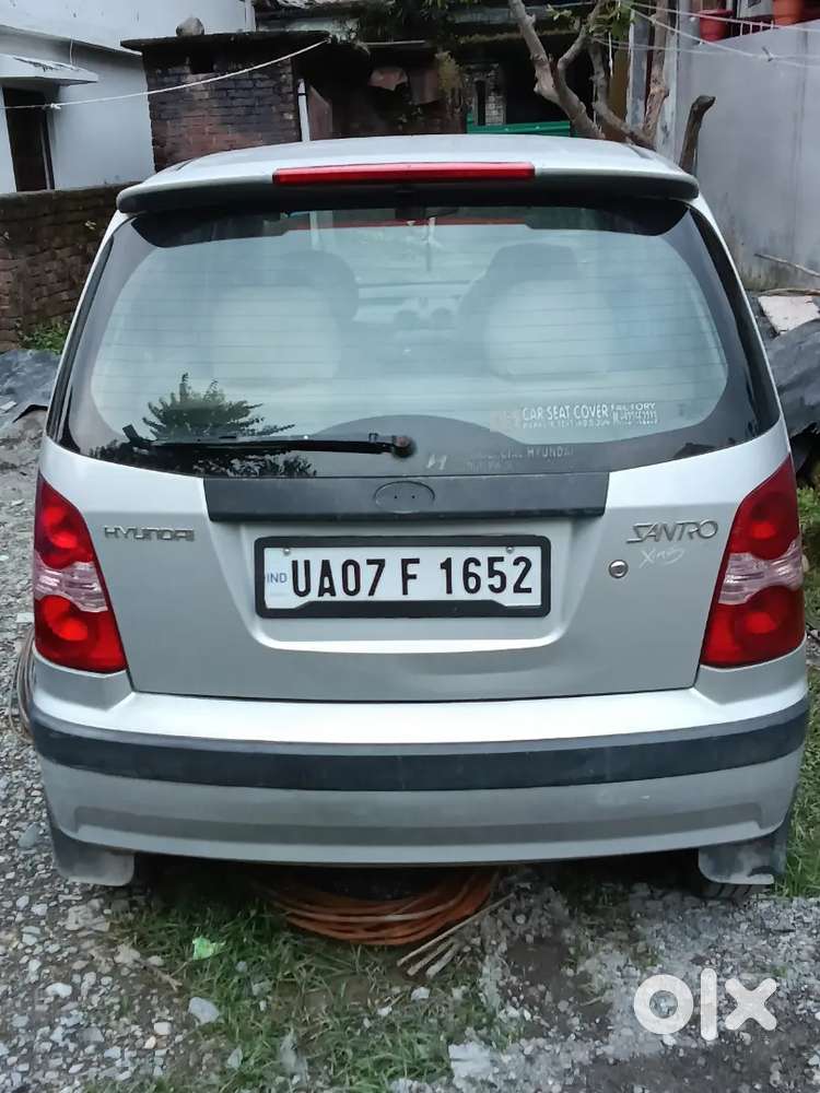 Good Condition Top Model Santro Lxi