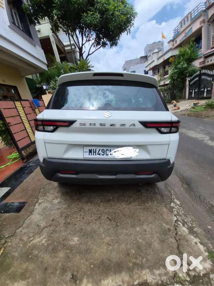 Maruti Suzuki Brezza Lxi 2025