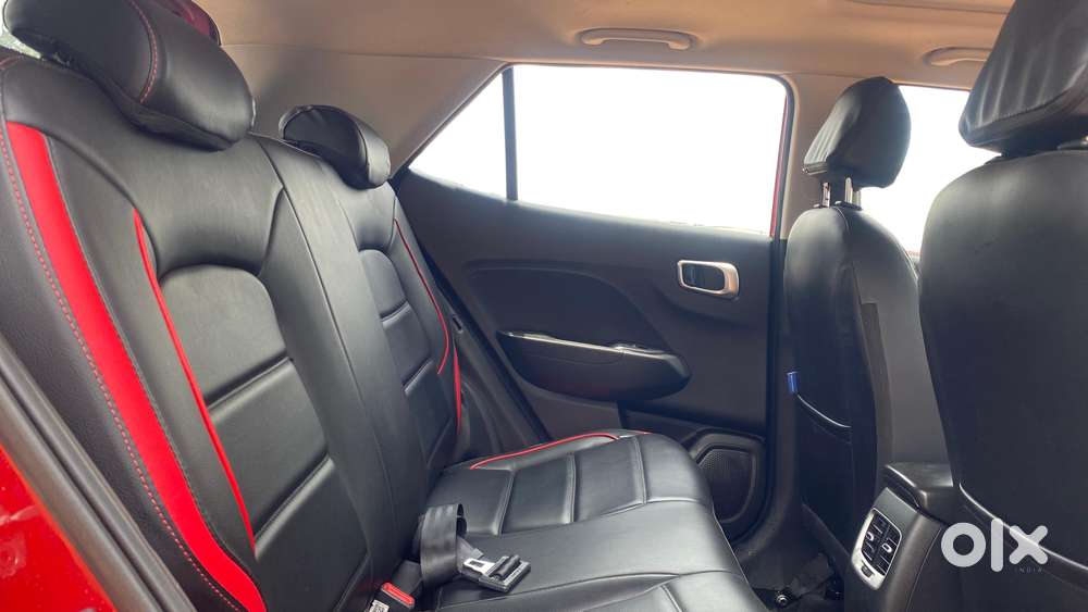 Hyundai Venue Sx Plus Turbo Dct, 2020, Petrol