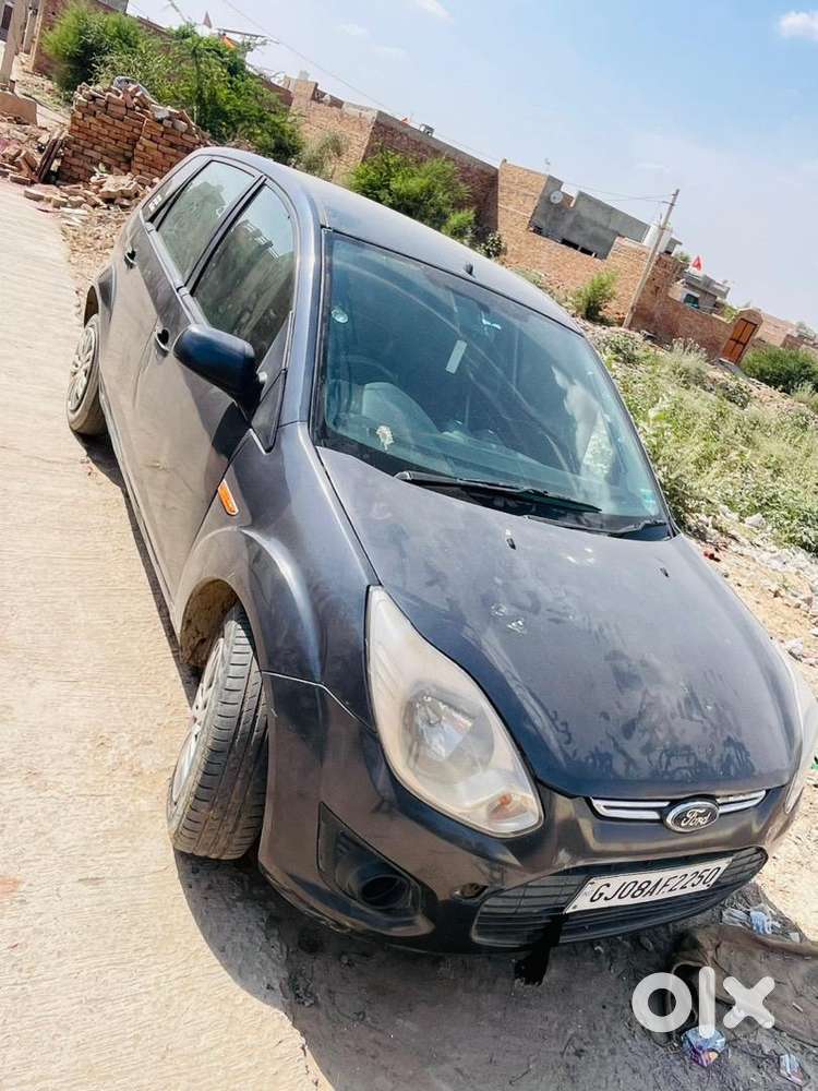 Ford Figo 2012 Diesel 95000 Km Driven