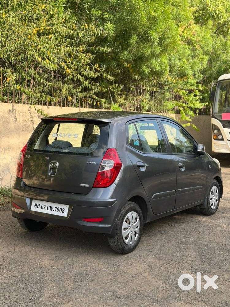 Hyundai I10 Sportz At, 2013, Petrol