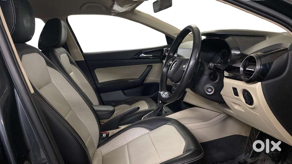 Skoda Slavia 1.0 Ambition Tsi At, 2022, Petrol