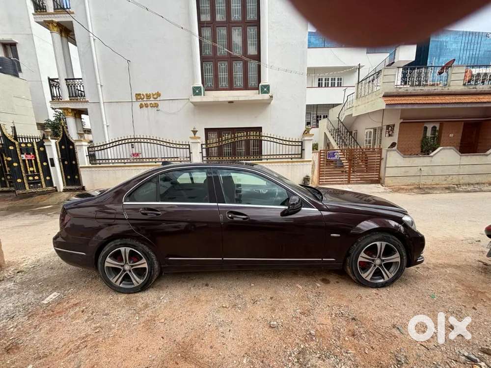 Mercedes Benz C220d
