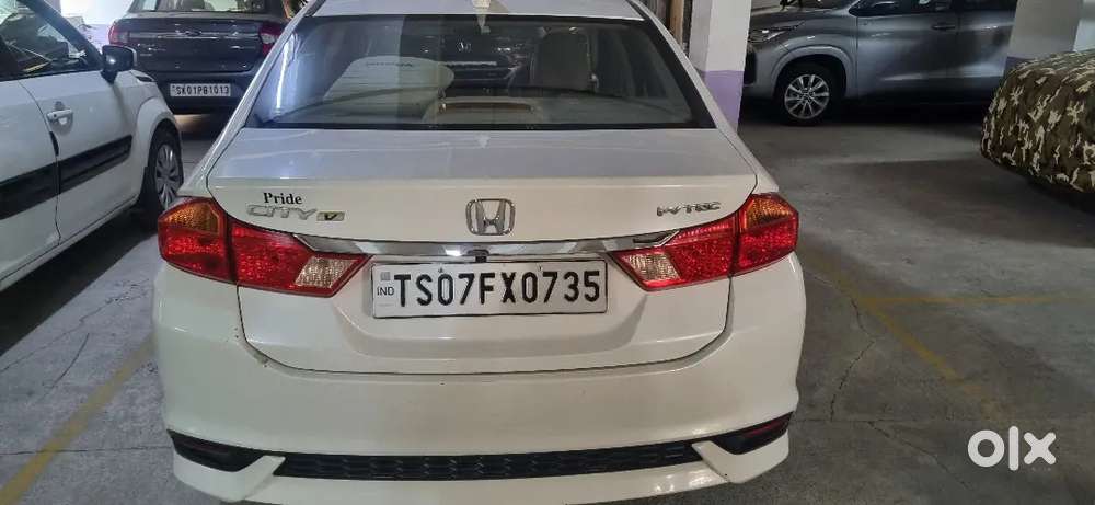 Honda City 2017 Petrol Automatic  Well Maintained.