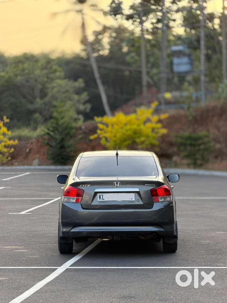 2009 Honda Cityv I-vtec 3nd Onwer Airbags And Steering Controls