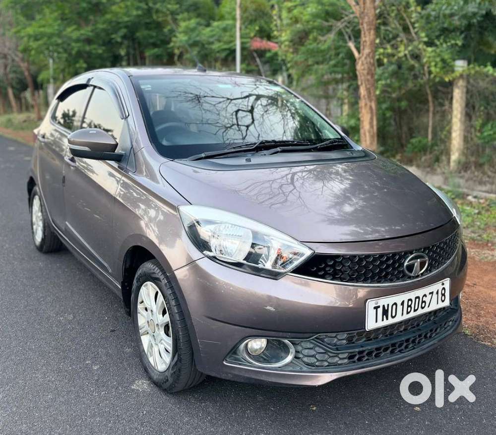 Tata Tiago, 2017, Petrol