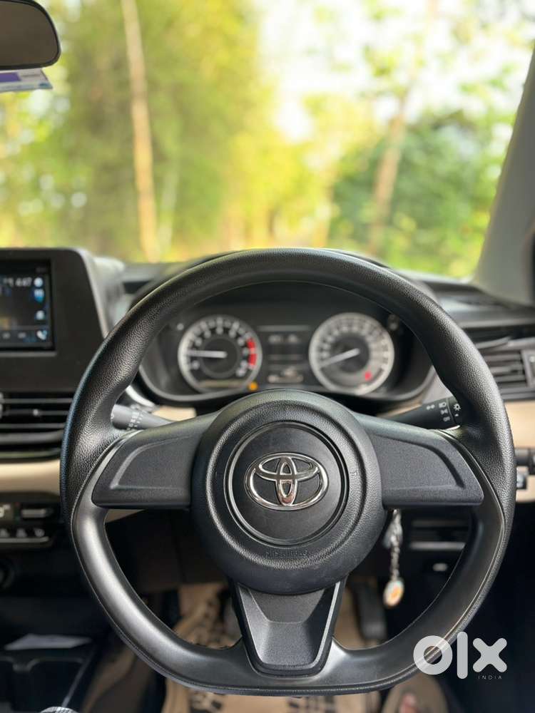 Toyota Glanza Petrol 2024