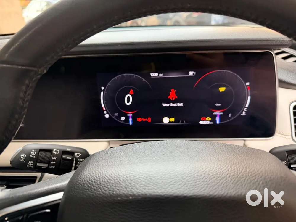 Mahindra Xuv700 Ax7 Pet Mt 2022