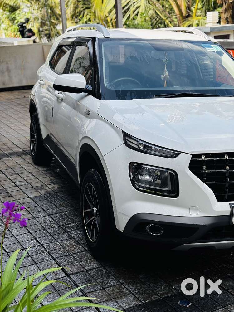 Hyundai Venue 1.0 S (o) Turbo Imt, 2020, Petrol