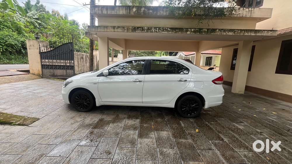Maruti Suzuki Ciaz Diesel Hybrid 2016