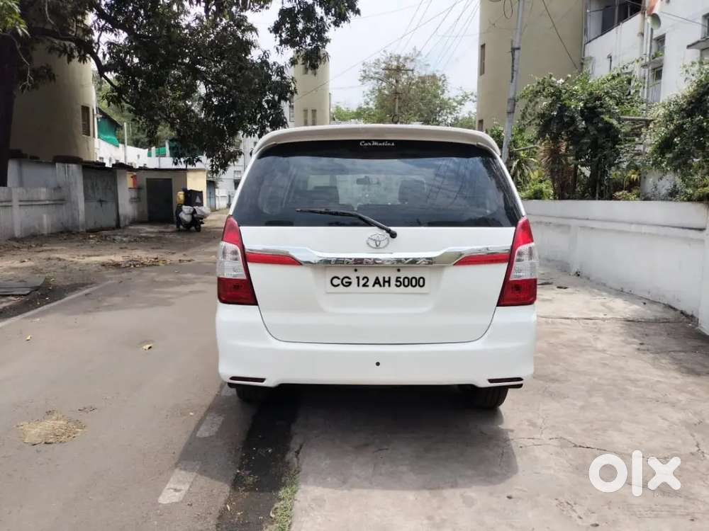 Toyota Innova 7 Str 2014 Diesel Car