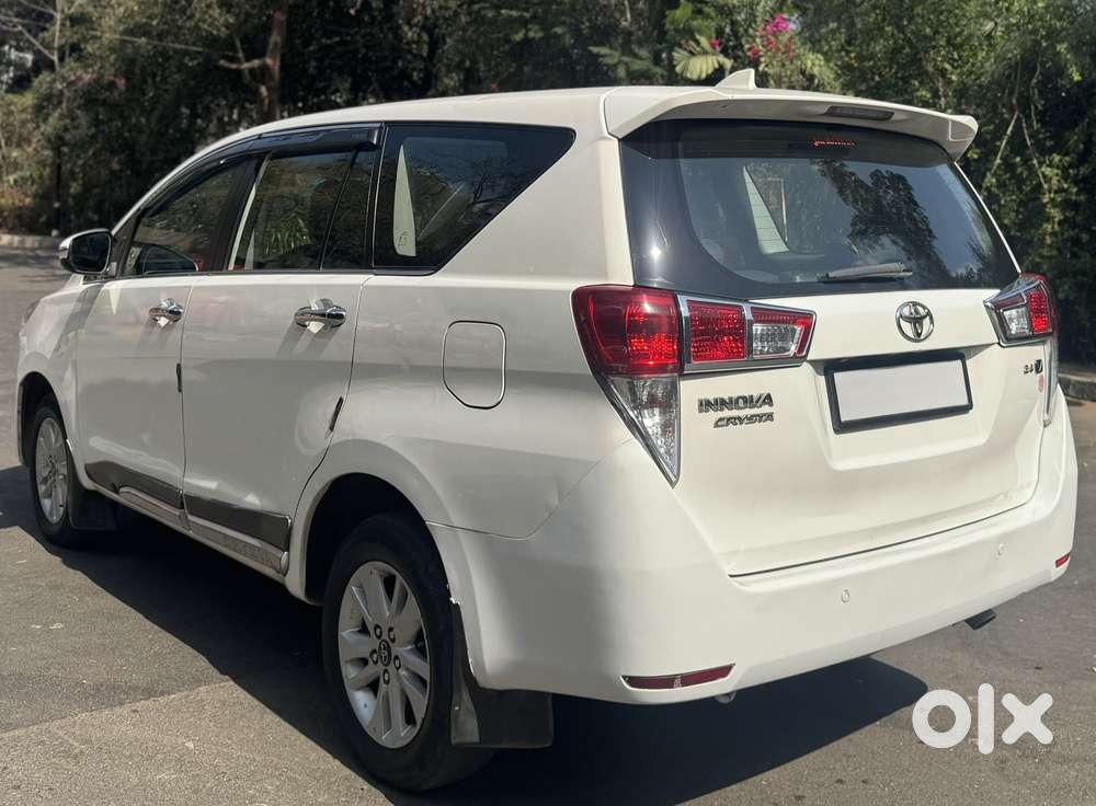 Toyota Innova Crysta 2.4 Vx Mt 8s, 2016, Diesel