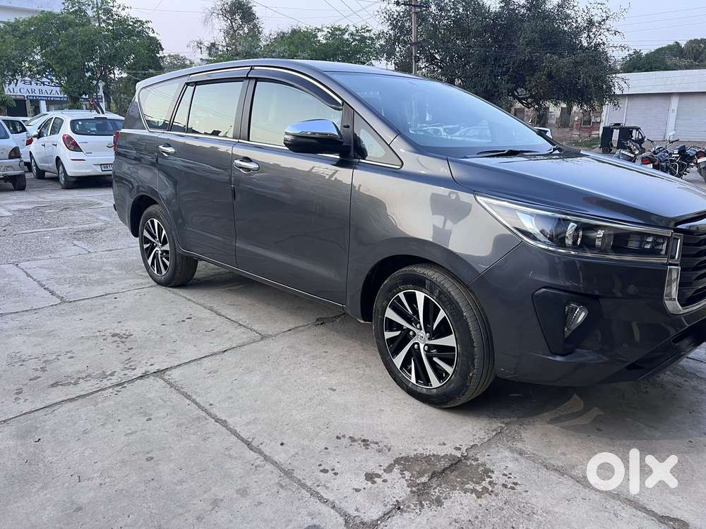 Toyota Innova Crysta Zx 2.4 Diesel 7 Seater, 2021, Diesel