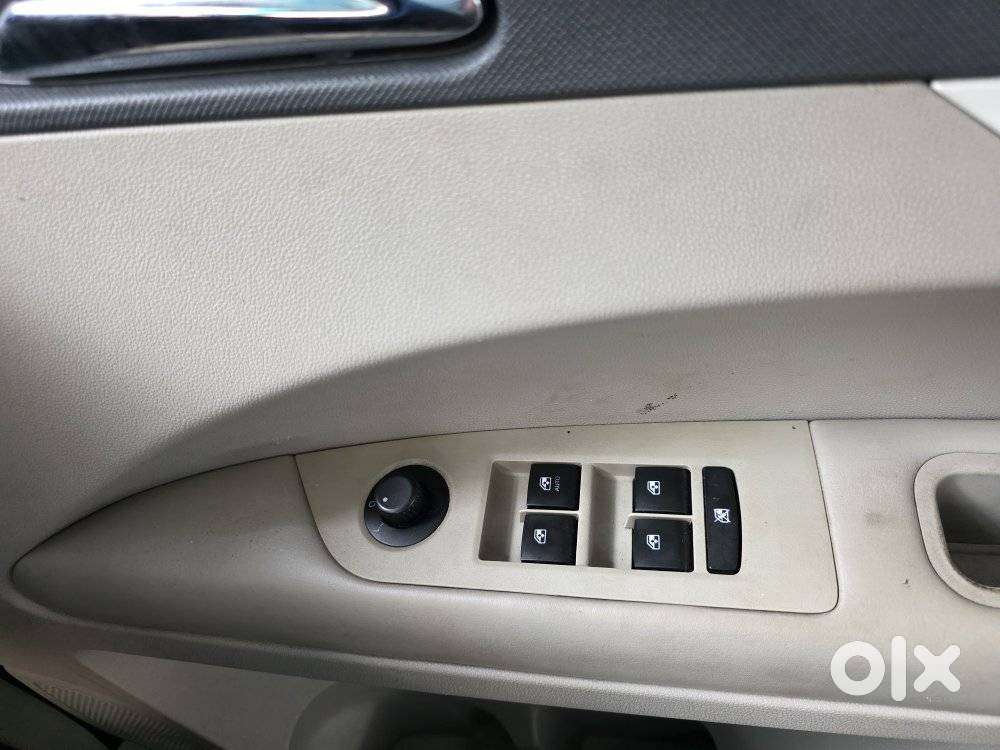 Mahindra Marazzo M6 8str, 2021, Diesel